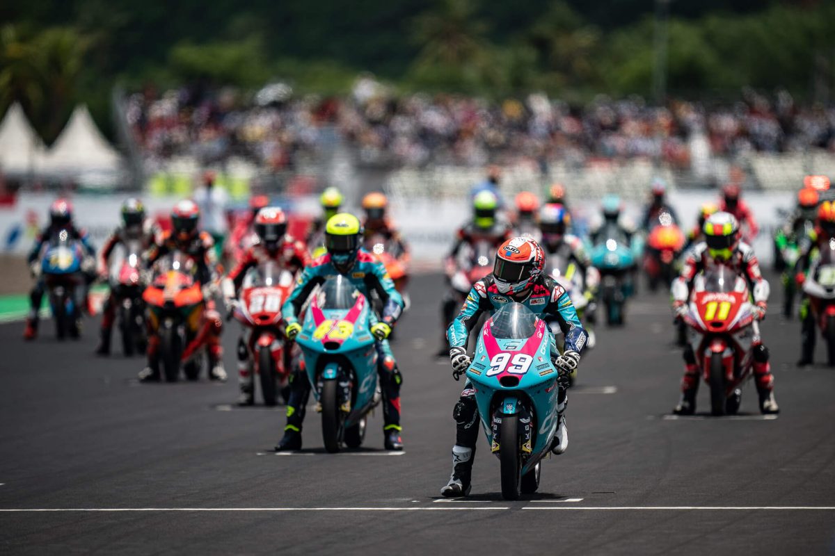 cfmoto trka moto 3