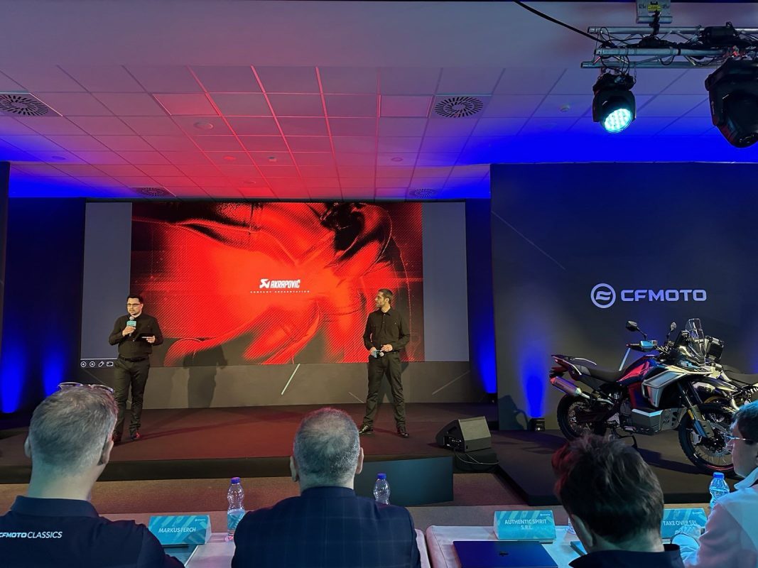 cfmoto akrapovic
