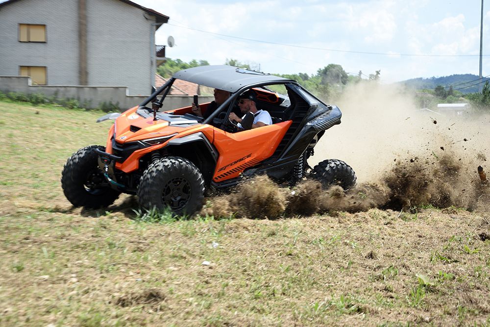Cfmoto Z10 Turbo Predstalvjanje 17