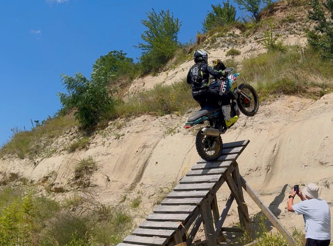 cfmoto west balkan racing tim red bull romaniacsF11d622868b6