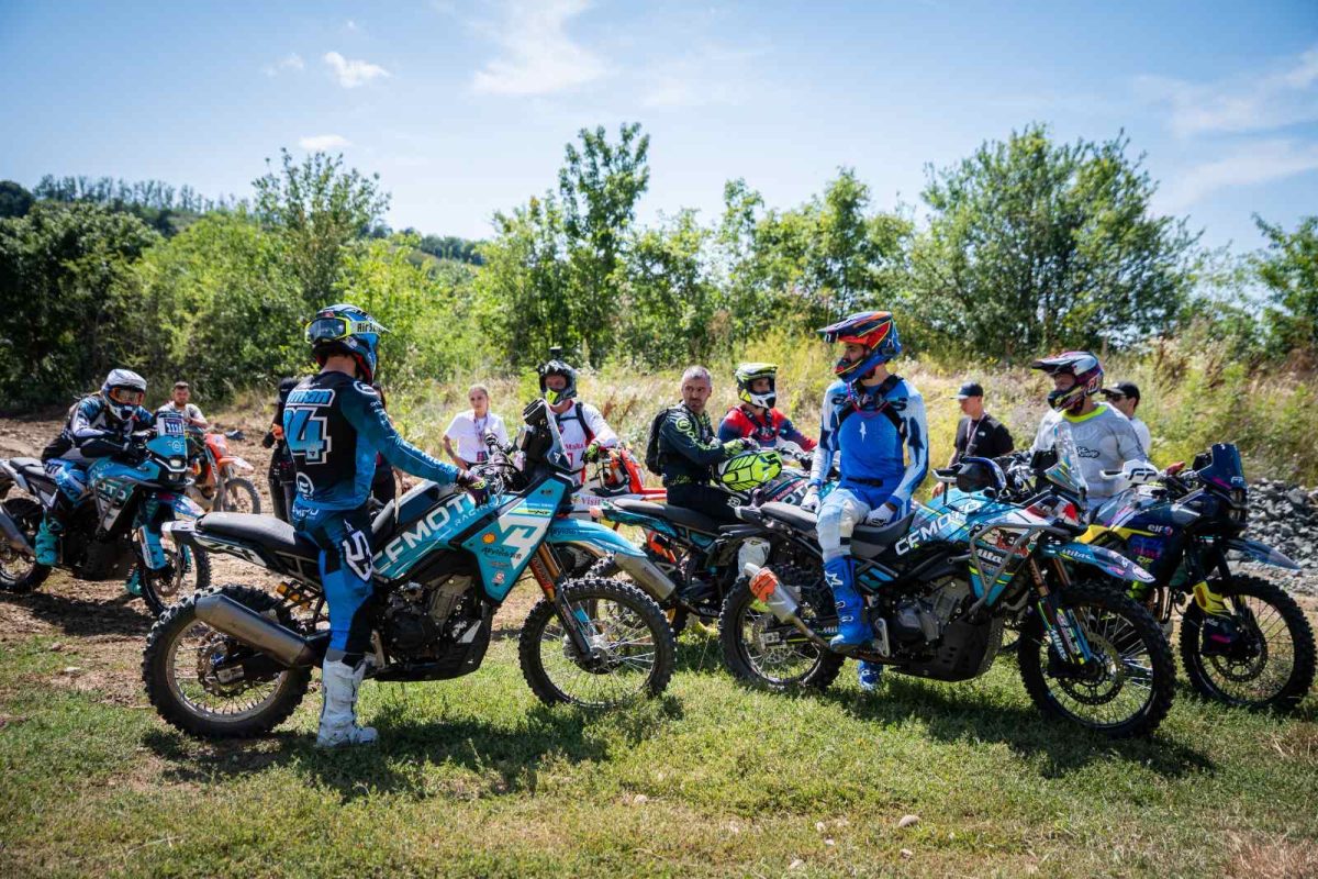 cfmoto west balkan racing tim red bull romaniacs