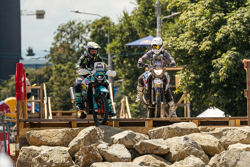 cfmoto west balkan racing tim red bull romaniacs